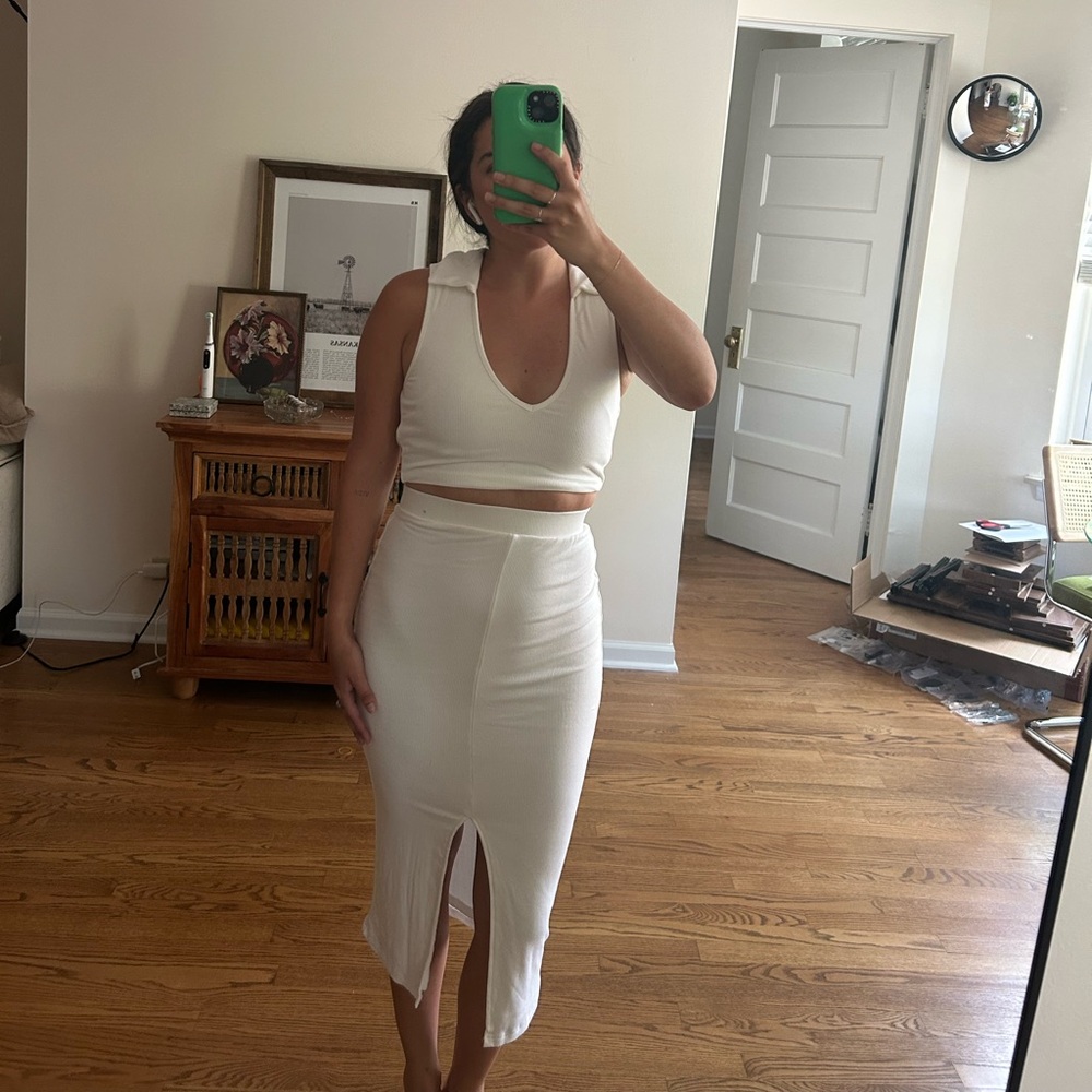 Elegant White Skirt